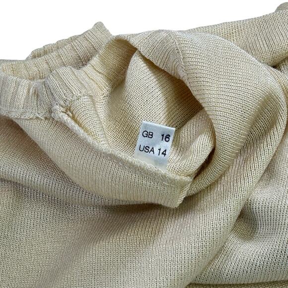 GISPA Light Sweater Women Size 14 Yellow Italian Made Knit Dolman Minimalist Top - Picture 9 of 11